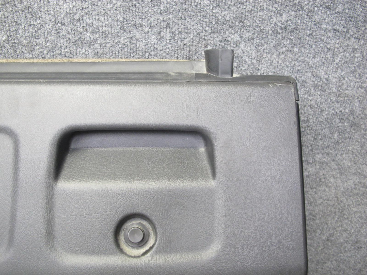 2005-2009 Hummer H2 SUT Rear MID Gate Center Decklid Panel W/ Glass