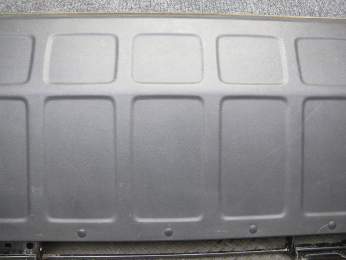 2005-2009 Hummer H2 SUT Rear MID Gate Center Decklid Panel W/ Glass