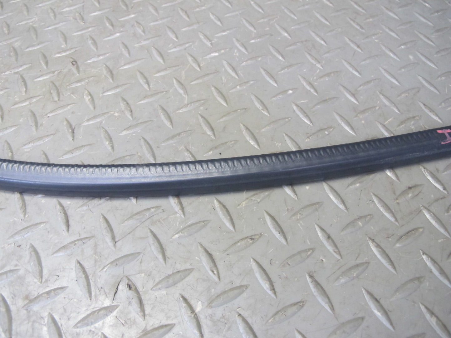 2003-2009 Hummer H2 Rear Left Side Door Weatherstrip Rubber Seal