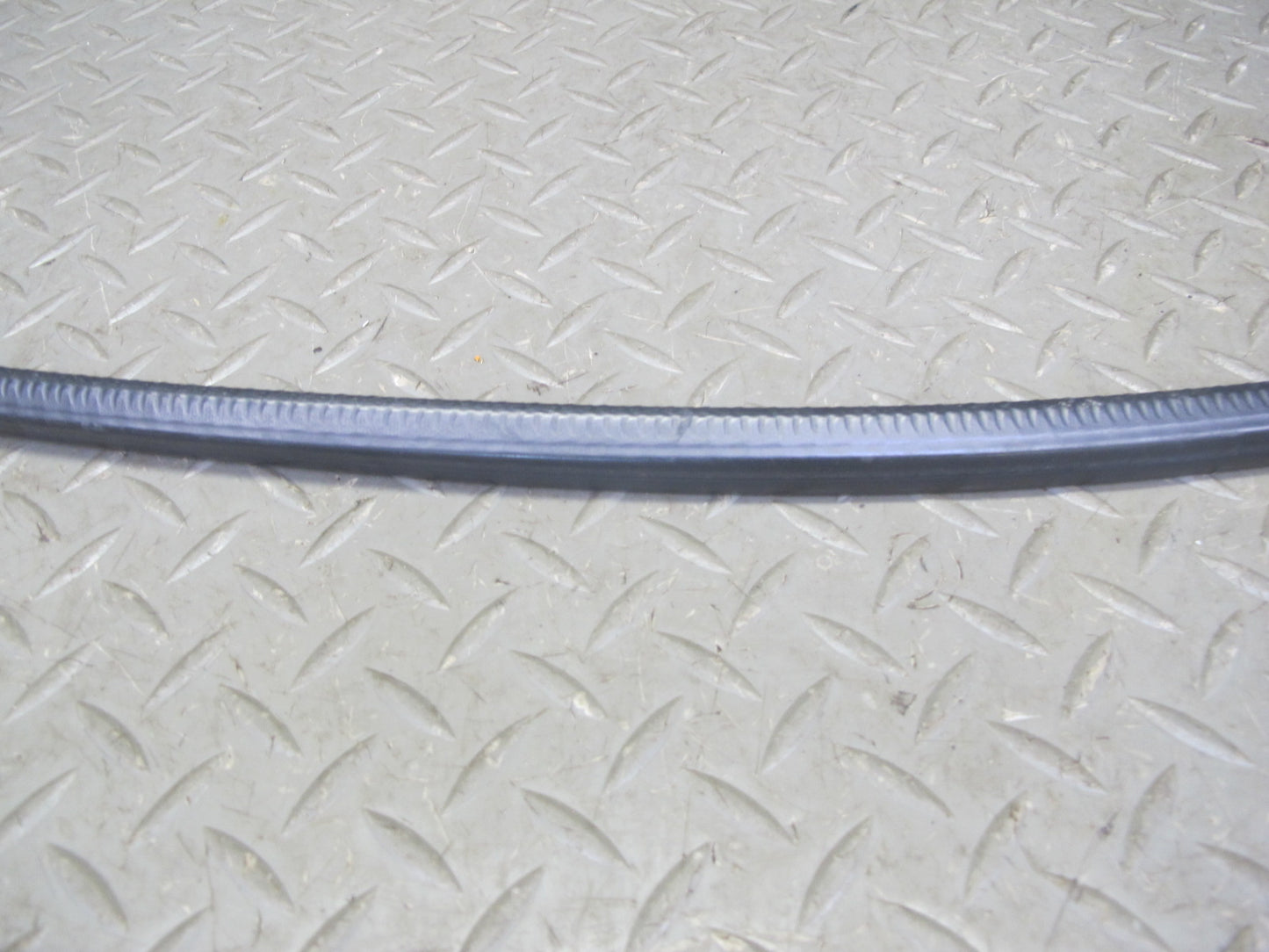 2003-2009 Hummer H2 Rear Left Side Door Weatherstrip Rubber Seal