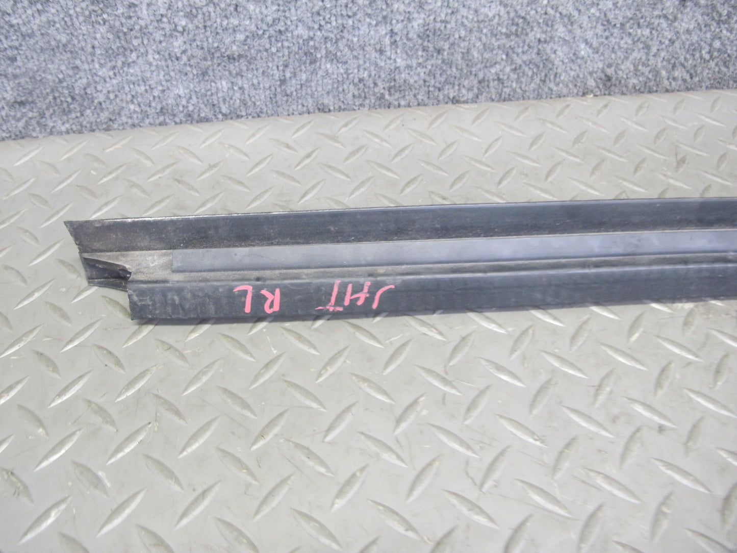 2003-2009 Hummer H2 Rear Left Window Outer Inner Weatherstrip Rubber Seal Set