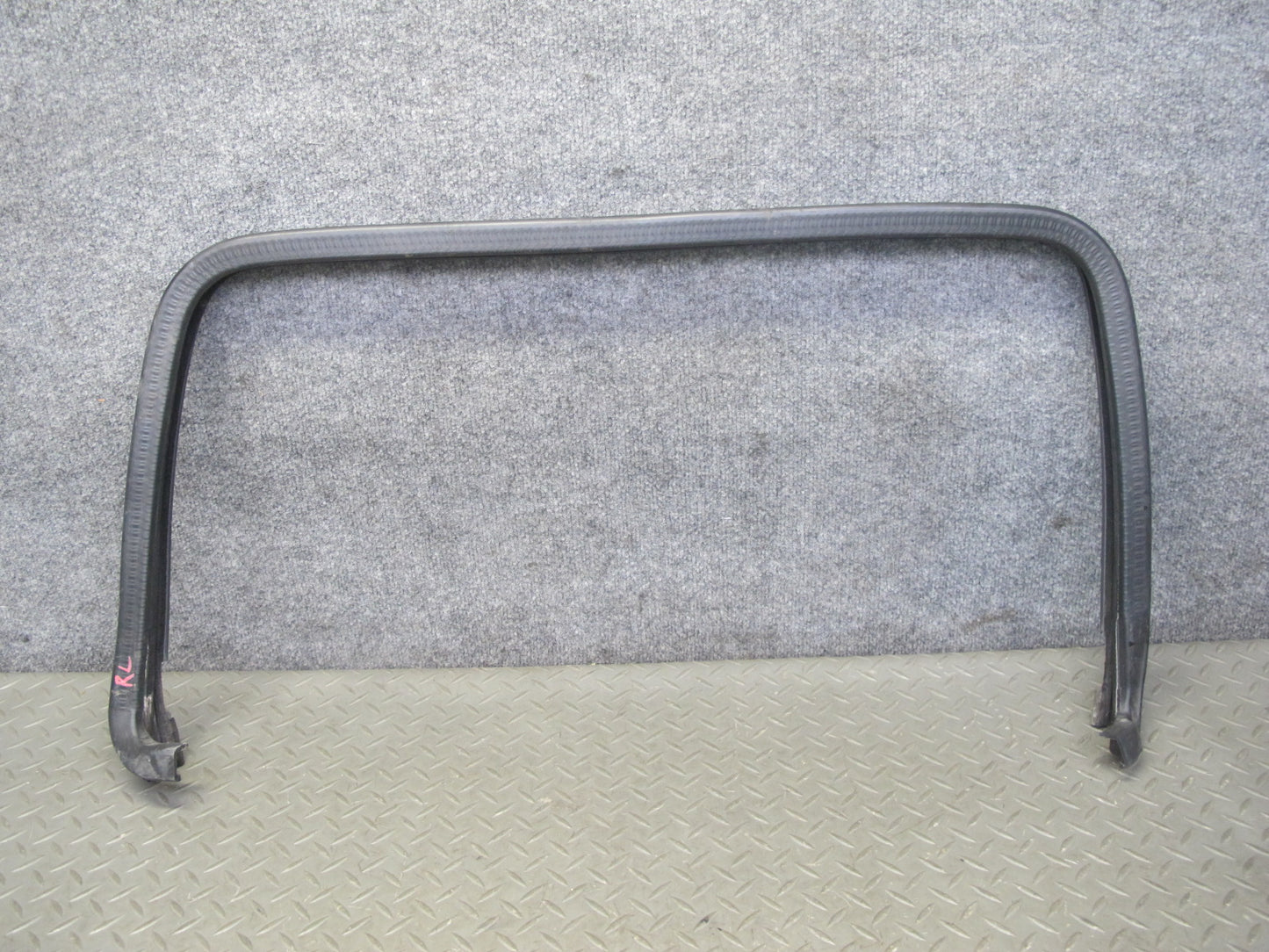 2003-2009 Hummer H2 Rear Left Window Outer Inner Weatherstrip Rubber Seal Set