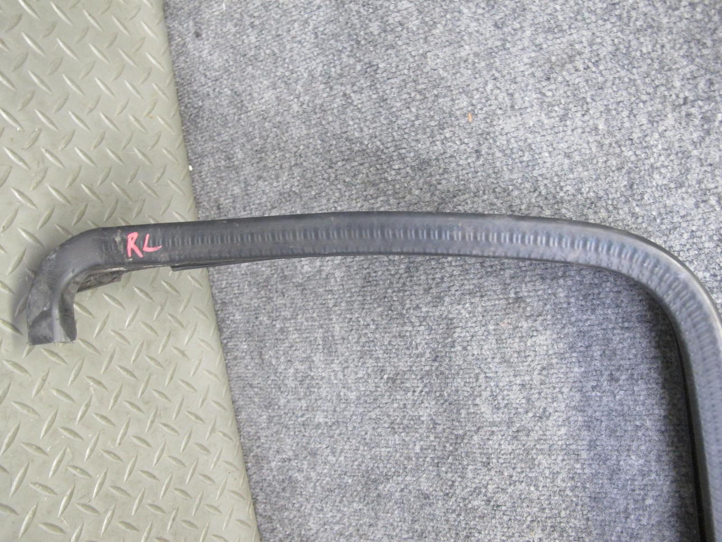 2003-2009 Hummer H2 Rear Left Window Outer Inner Weatherstrip Rubber Seal Set
