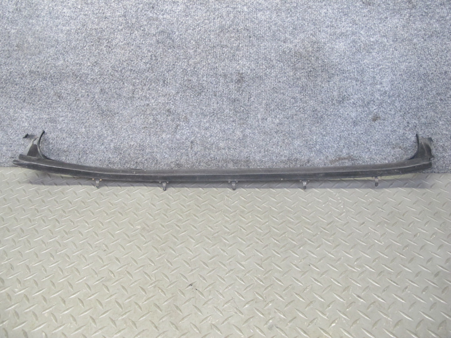 2003-2009 Hummer H2 Front Right Window Outer Inner Weatherstrip Rubber Seal Set