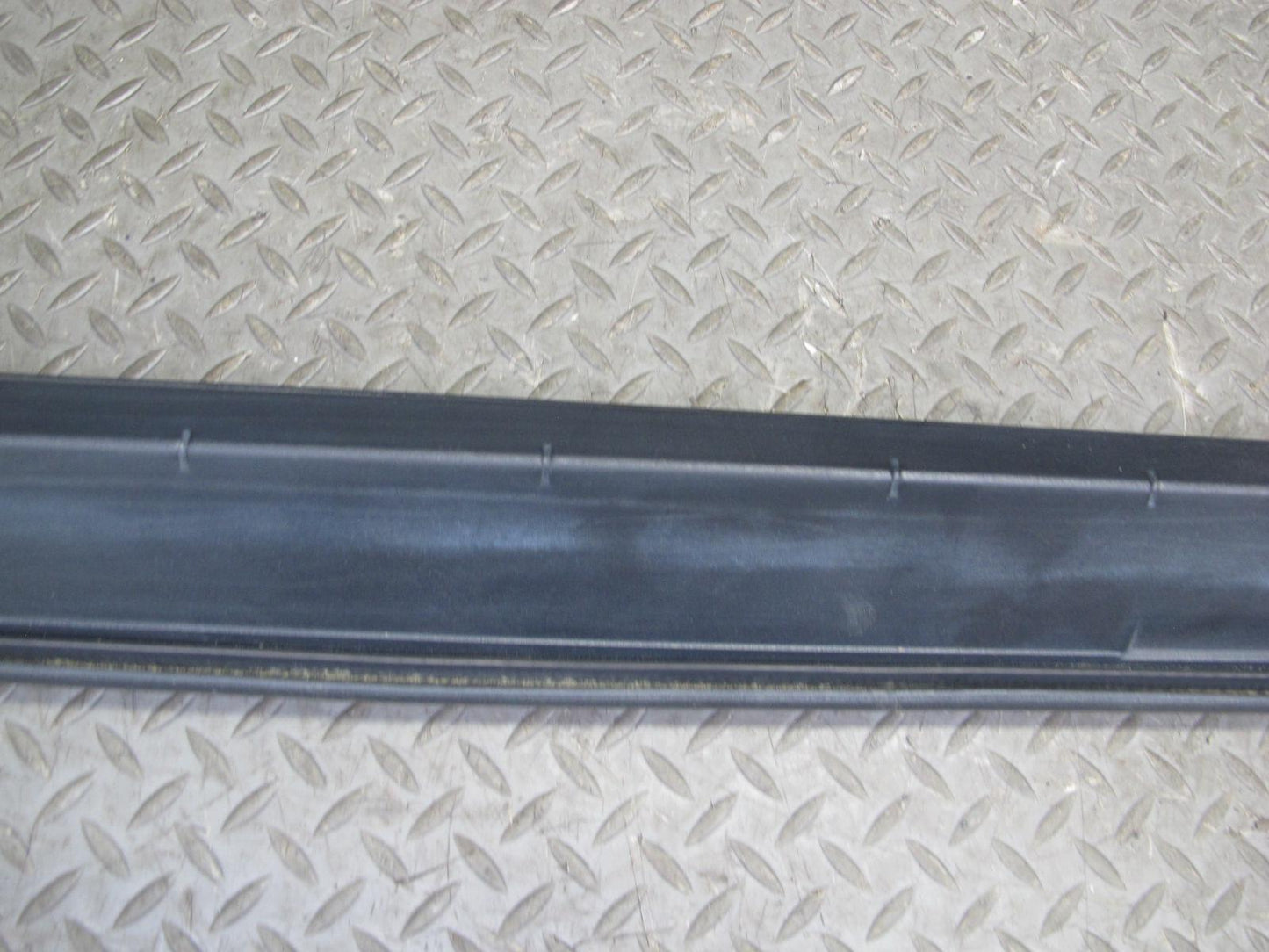 2005-2009 Hummer H2 SUT Left Driver Side Roof Rack Rail Cover Molding