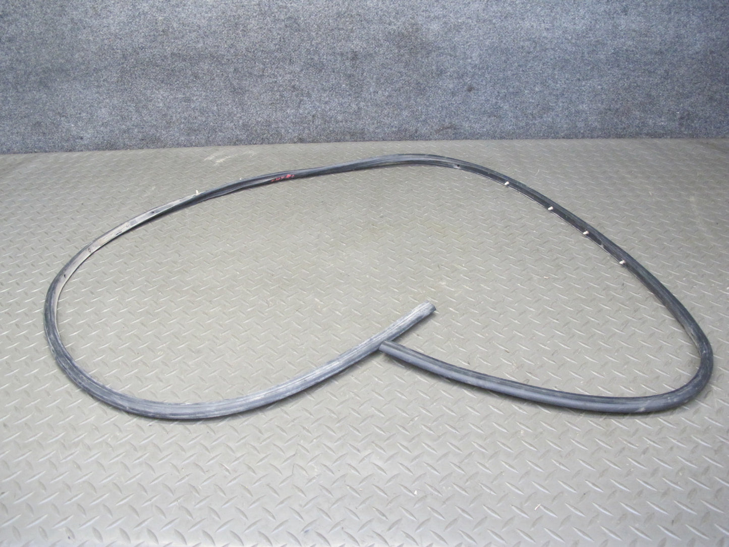 2005-2009 Hummer H2 SUT Front & Rear Door Body Weather Strip Rubber Seal Set