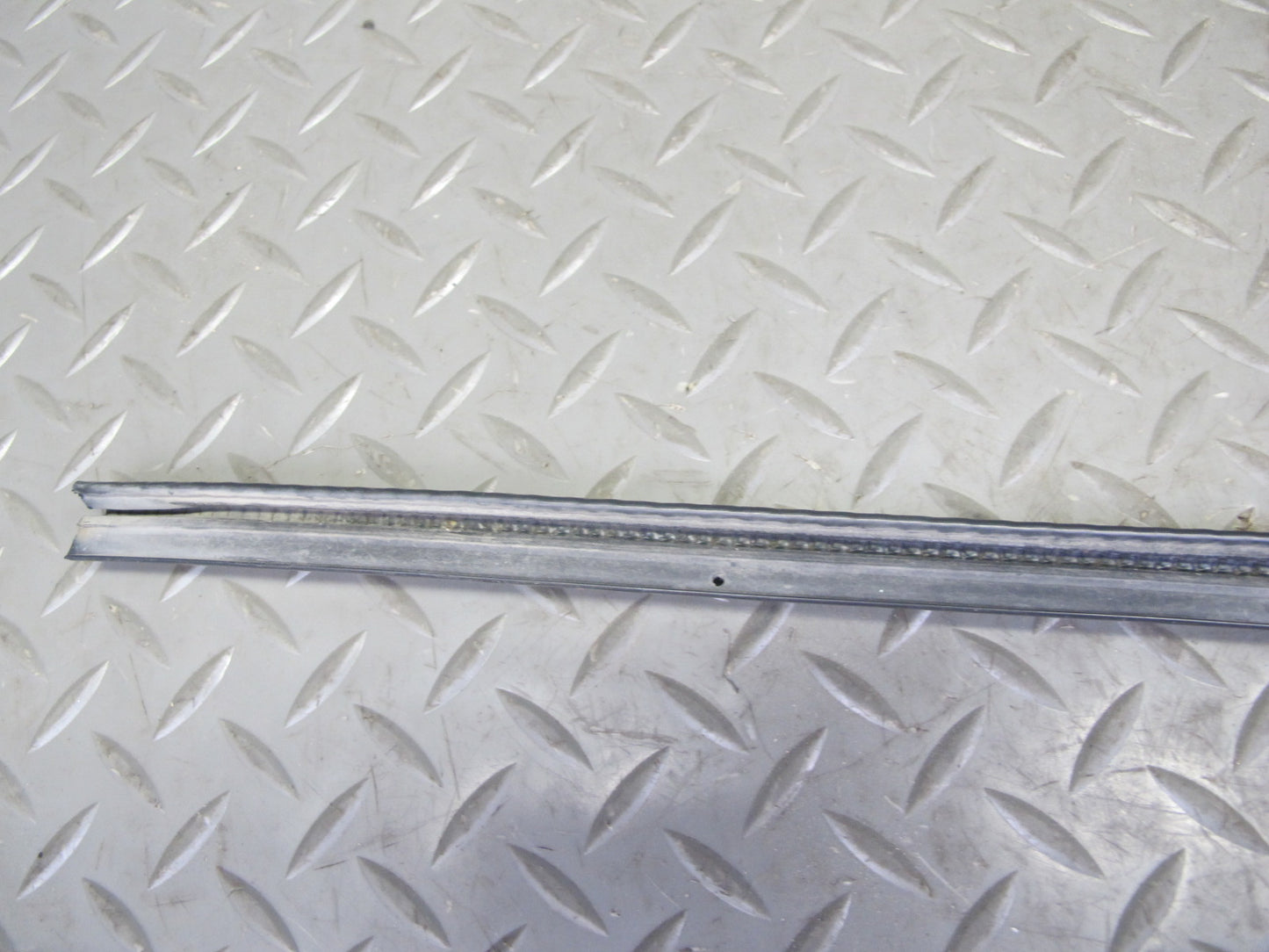 2003-2009 Hummer H2 Rear Left Side Door Weatherstrip Rubber Seal