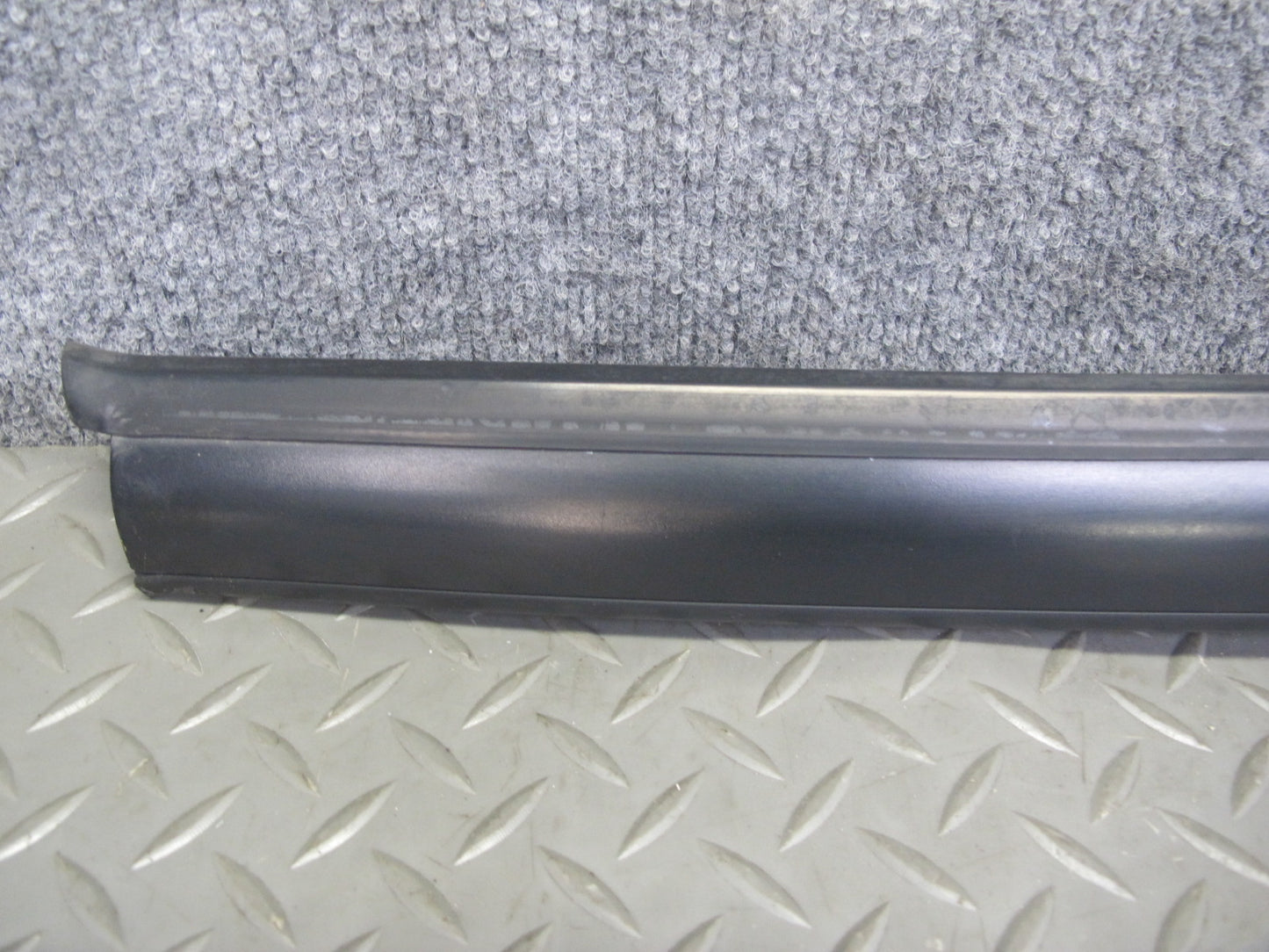 05-13 Chevrolet Corvette C6 Front Left A Pillar Trim Molding 118730472 OEM