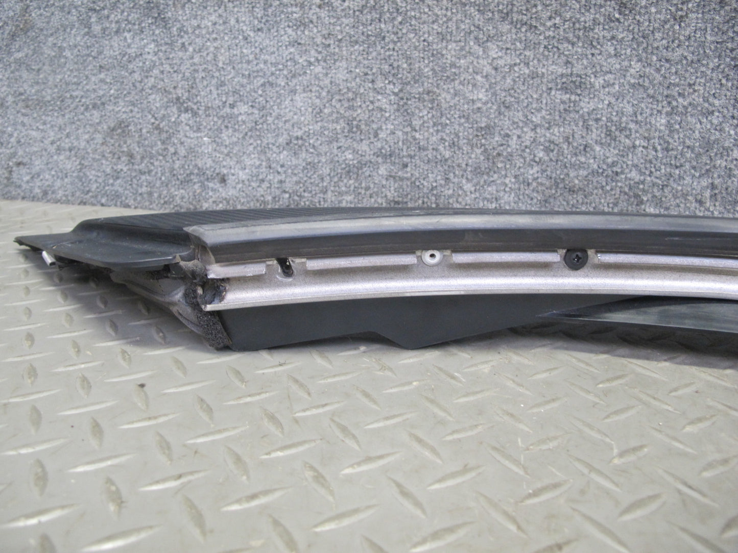 05-13 Chevrolet Corvette C6 Front Left A Pillar Trim Molding 118730472 OEM