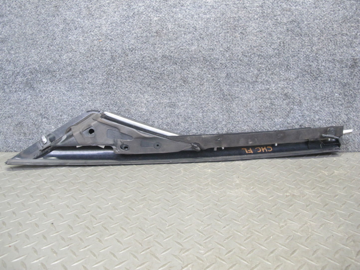05-13 Chevrolet Corvette C6 Front Left A Pillar Trim Molding 118730472 OEM