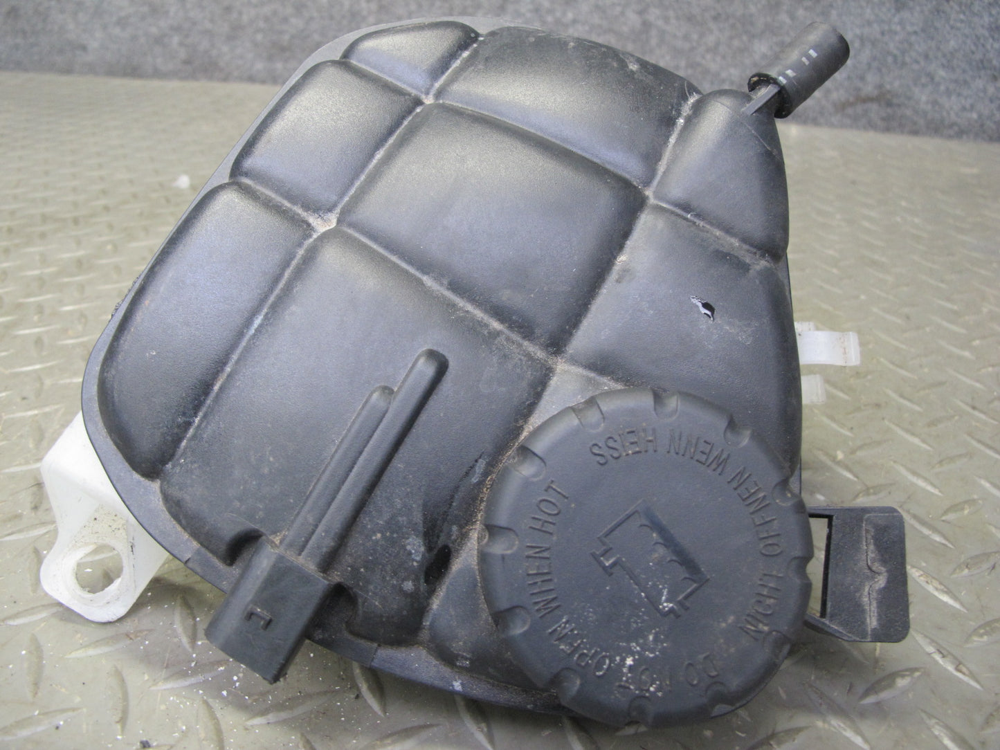07-11 Mercedes W164 Ml-class Engine Cooling Expansion Reservoir Tank OEM