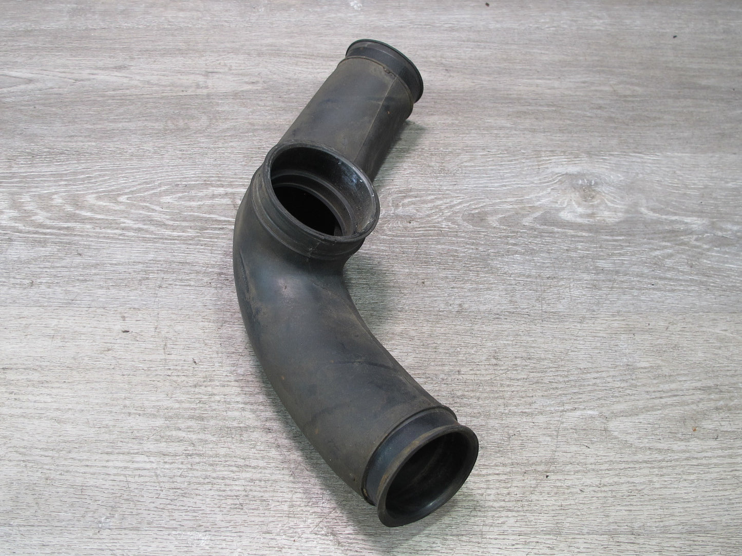 90-96 Nissan Z32 300ZX VG30DE NON Turbo Center Air Intake Y Pipe Hose OEM