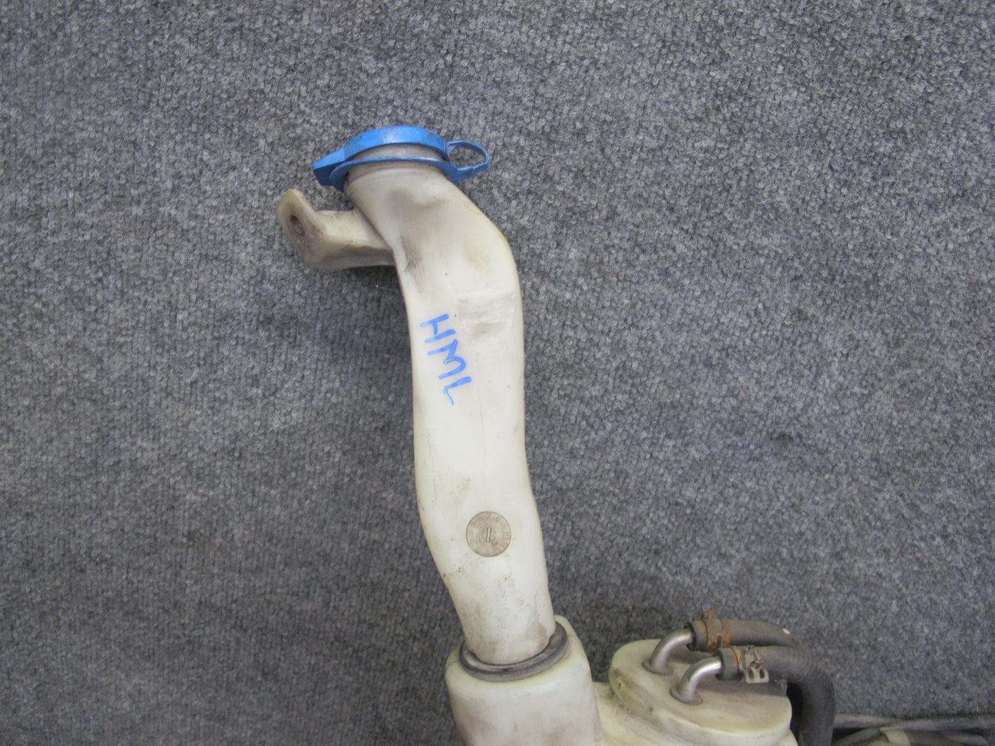 07-11 Mercedes W164 Ml-class Windshield Washer Reservoir w Pump OEM