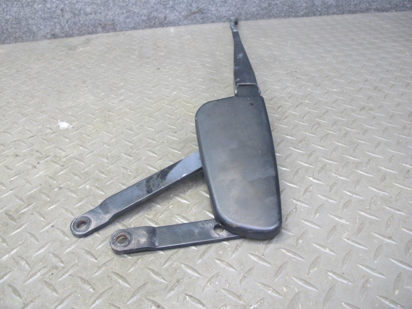 07-11 Mercedes W164 Ml-class Set of 2 Front Left Right Windshield Wiper Arm OEM
