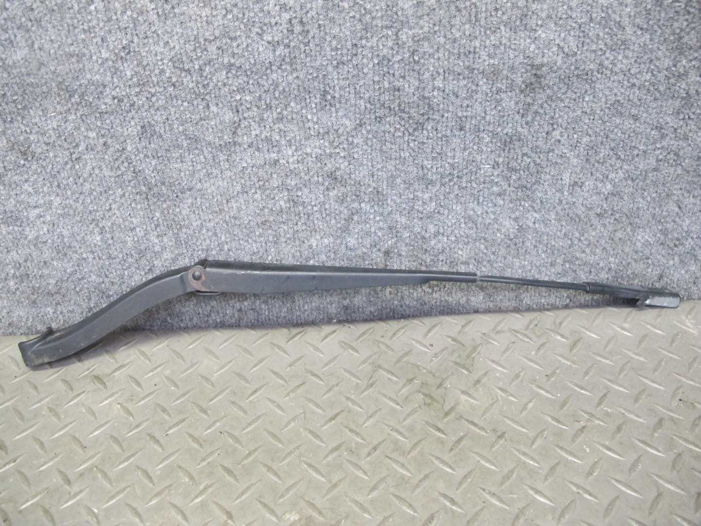 07-11 Mercedes W164 Ml-class Set of 2 Front Left Right Windshield Wiper Arm OEM
