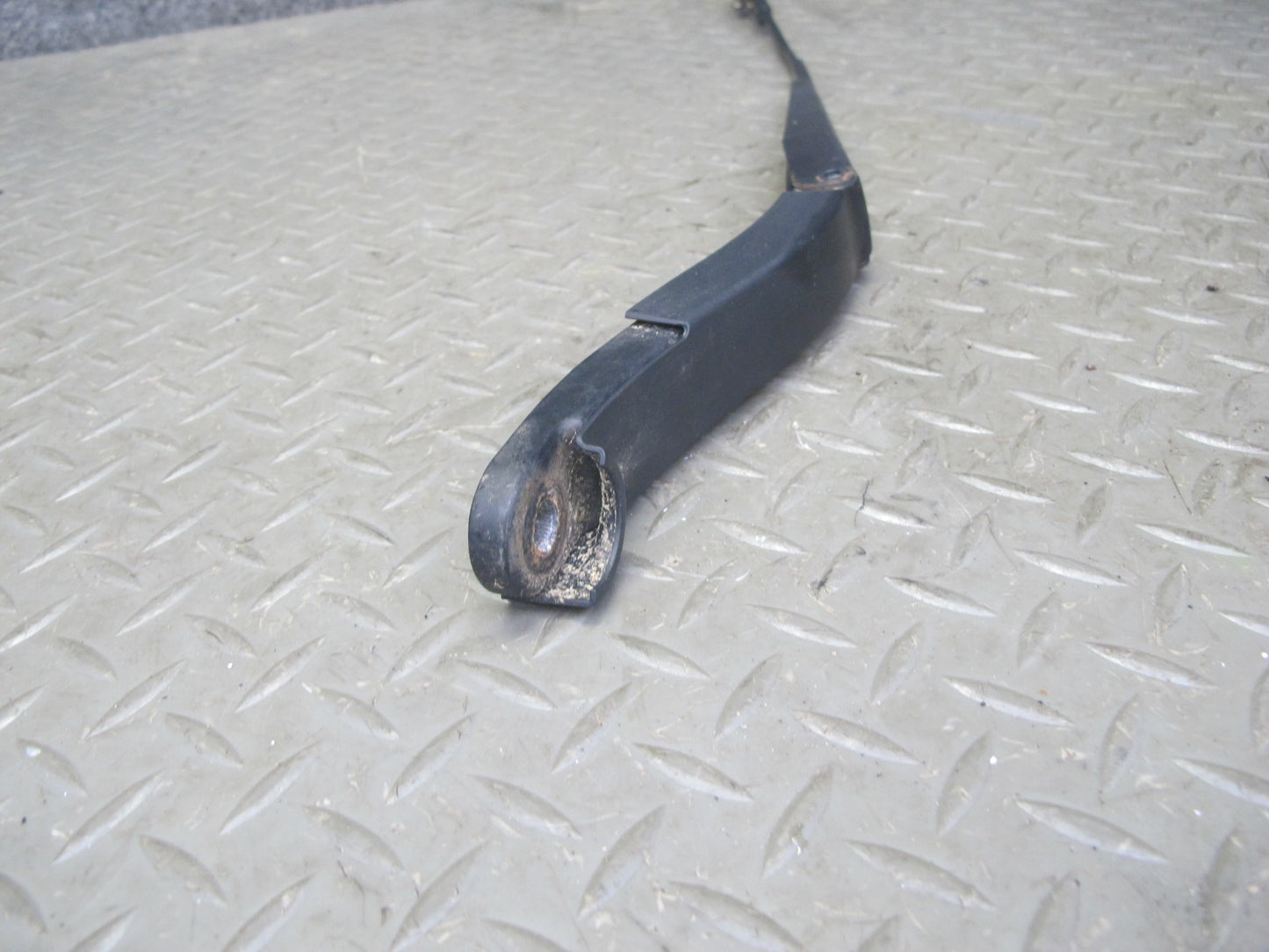07-11 Mercedes W164 Ml-class Set of 2 Front Left Right Windshield Wiper Arm OEM