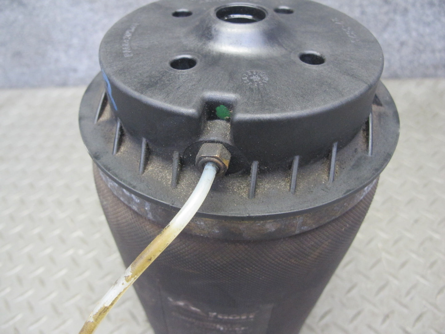 07-11 Mercedes W166 Ml-class Rear Right Air Suspension Shock Arnott OEM