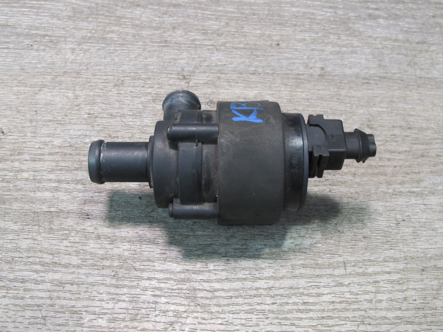 2006-2010 BMW E63 E64 M6 Secondary Additional Auxiliary Water Pump 6936568