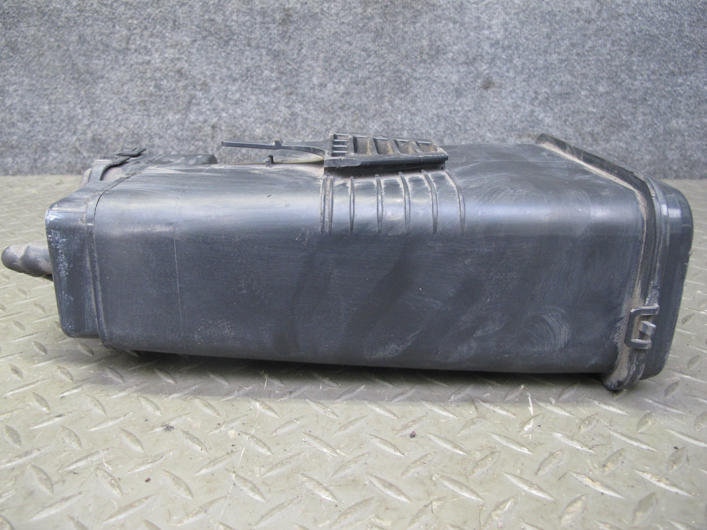 07-11 Mercedes W164 ML63 AMG Fuel Evap Vapor Charcoal Canister OEM