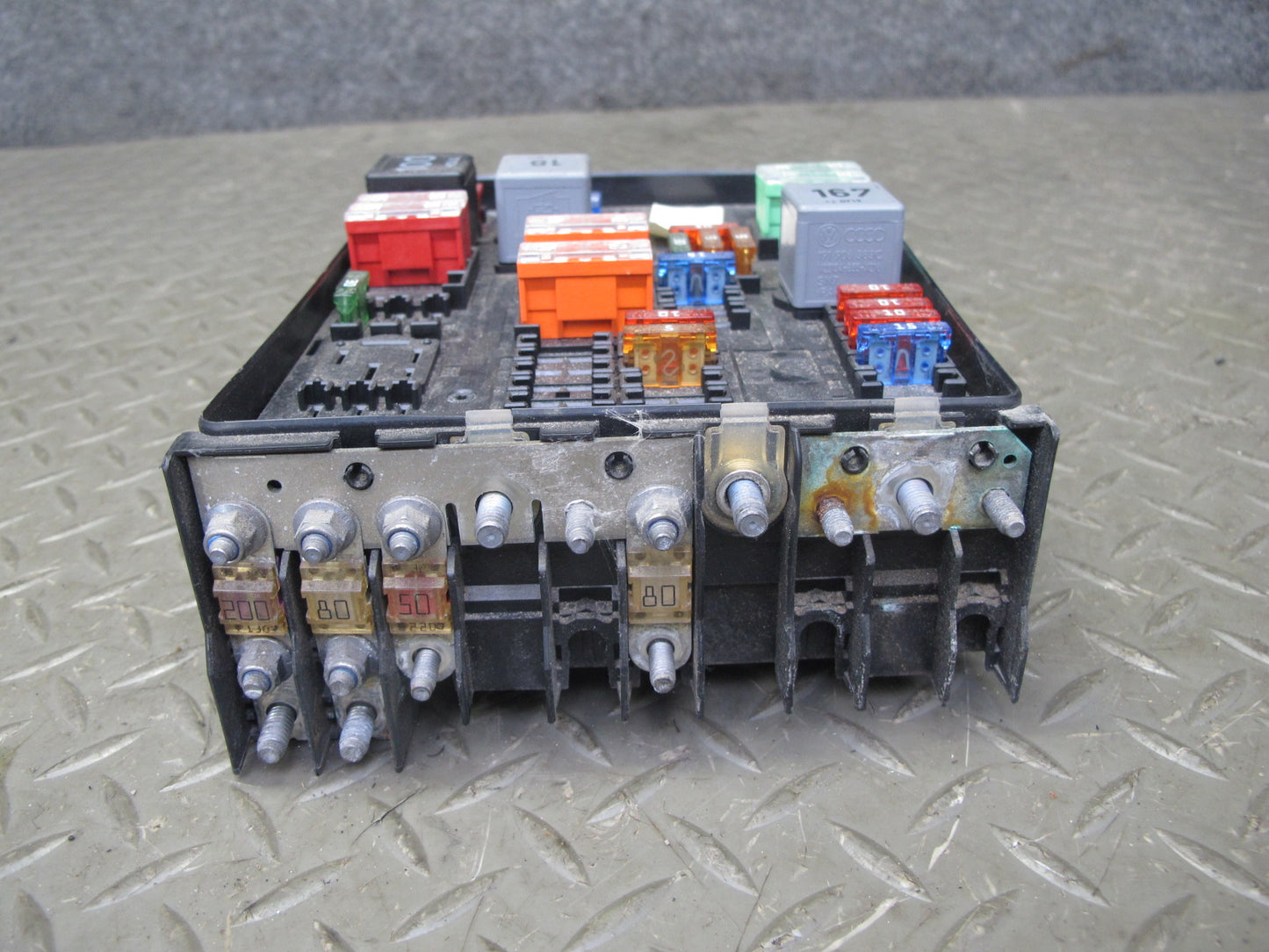 06-16 VW Golf MK5 R32 Passat CC VR6 Engine Bay Fuse Relay Box Module OEM