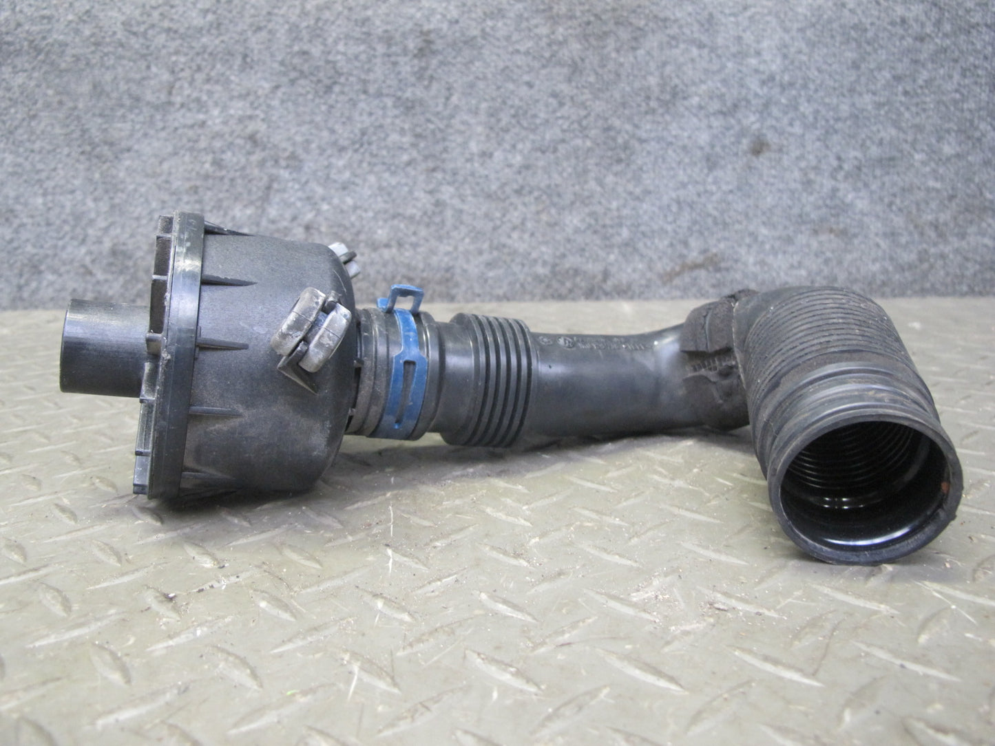 2008 VW R32 VR6 3.2L Engine Air Intake Resonator w Duct Hose Pipe OEM