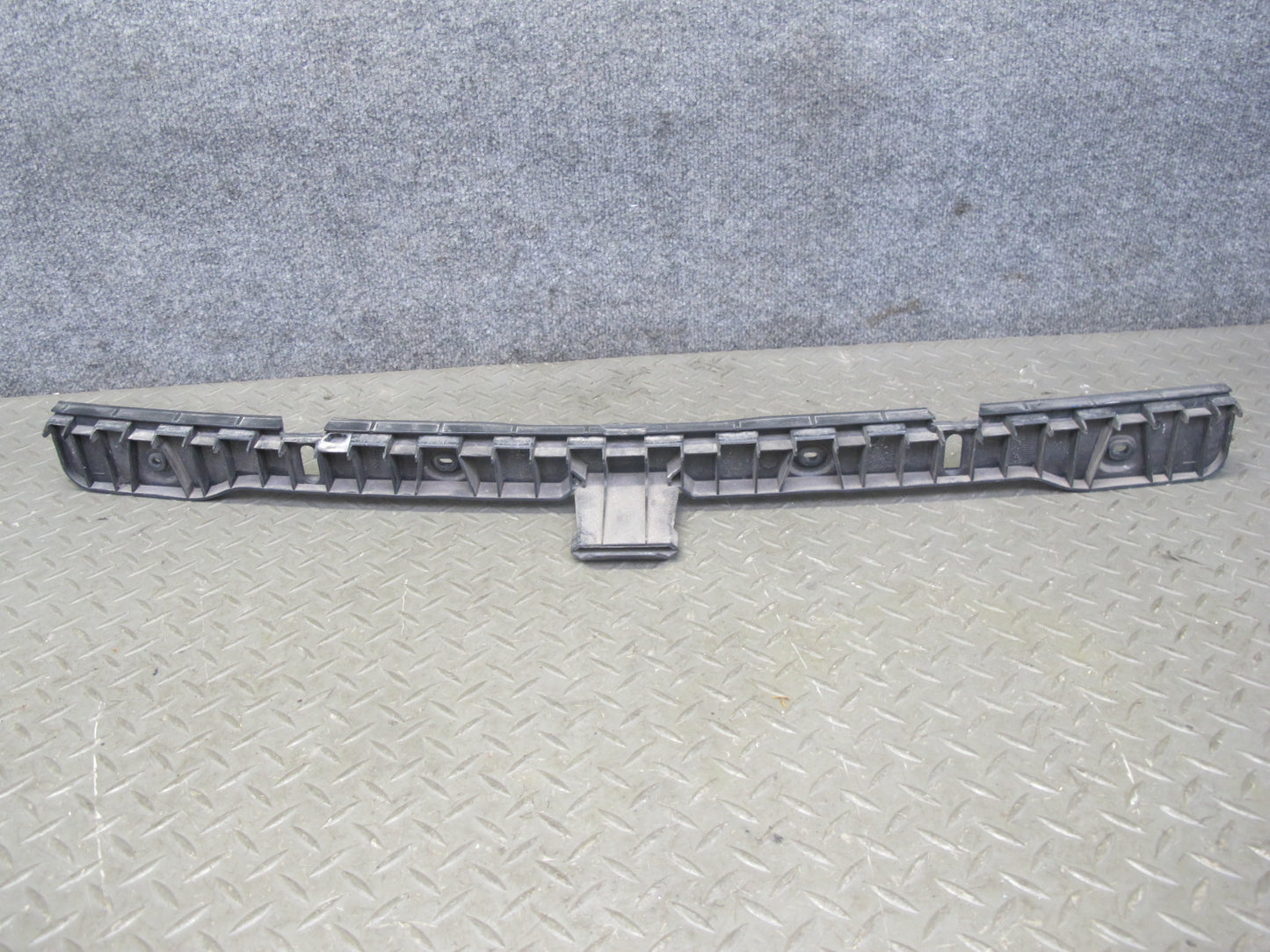 2008 VW R32 VR6 Rear Bumper Impact Absorber Guide Bracket Mount Set OEM