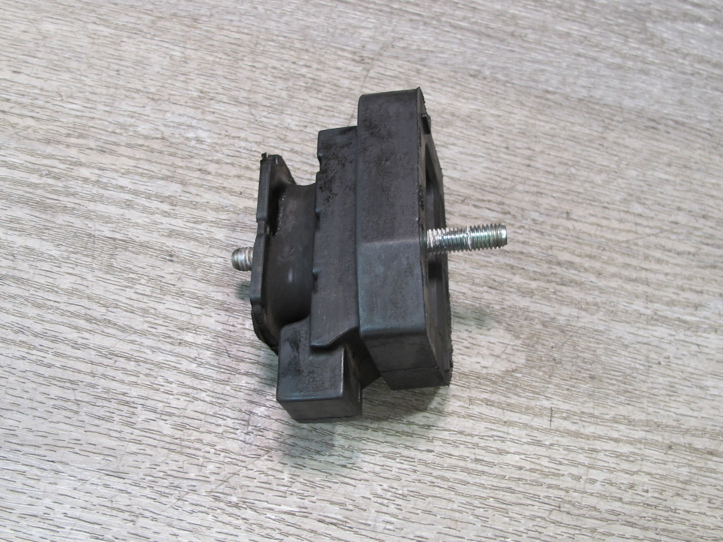 2006-2010 BMW E63 E64 M6 SMG Transmission Mount Bracket Support Set of 2