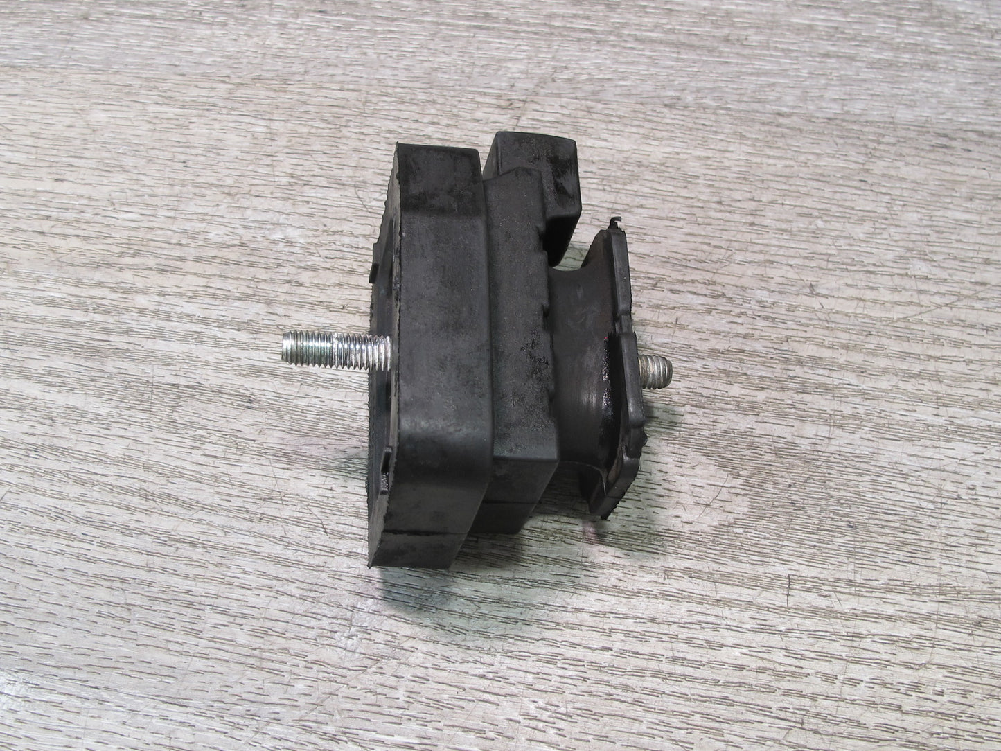 2006-2010 BMW E63 E64 M6 SMG Transmission Mount Bracket Support Set of 2