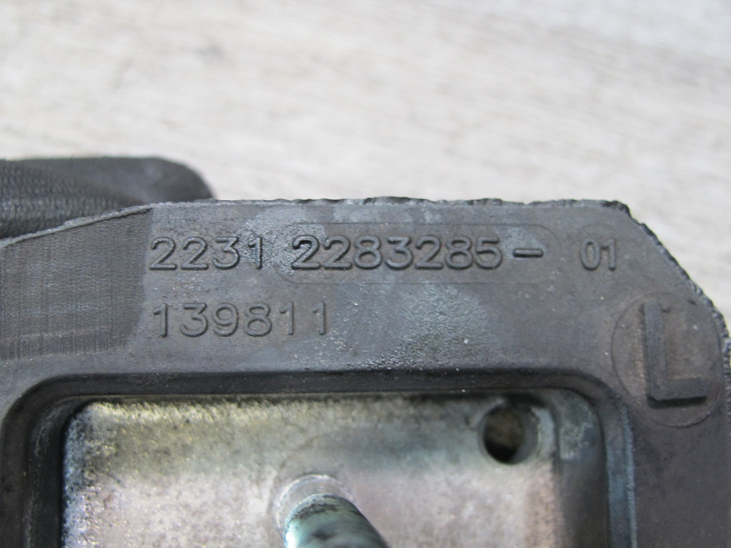 2006-2010 BMW E63 E64 M6 SMG Transmission Mount Bracket Support Set of 2