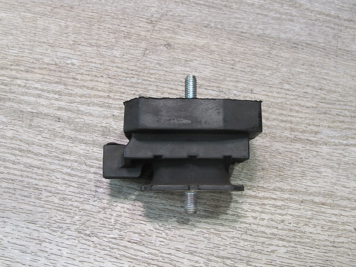 2006-2010 BMW E63 E64 M6 SMG Transmission Mount Bracket Support Set of 2