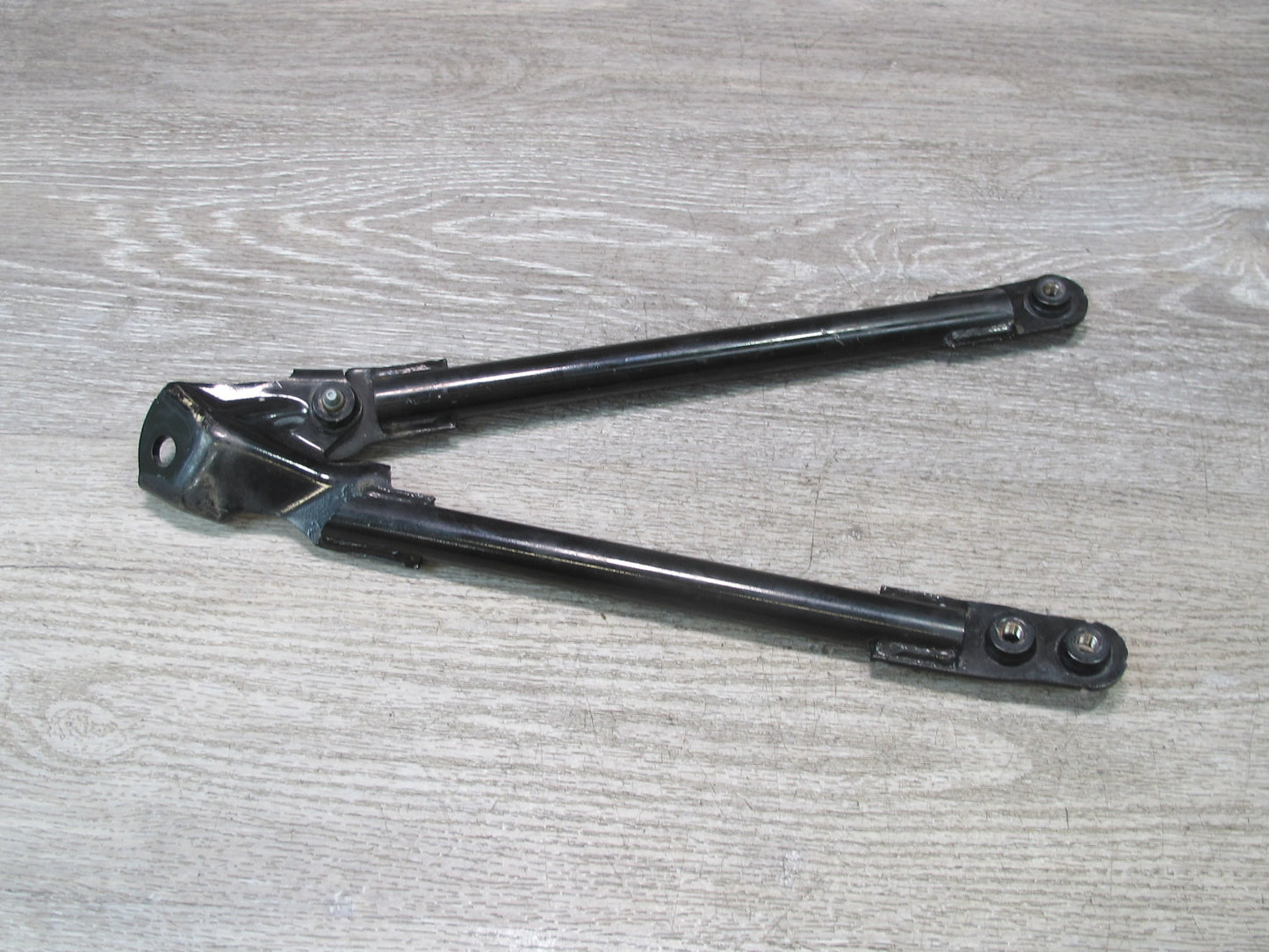 2015-2020 BMW F82 M4 Front Left & Right Engine Strut Tower Brace Rod Set of 2