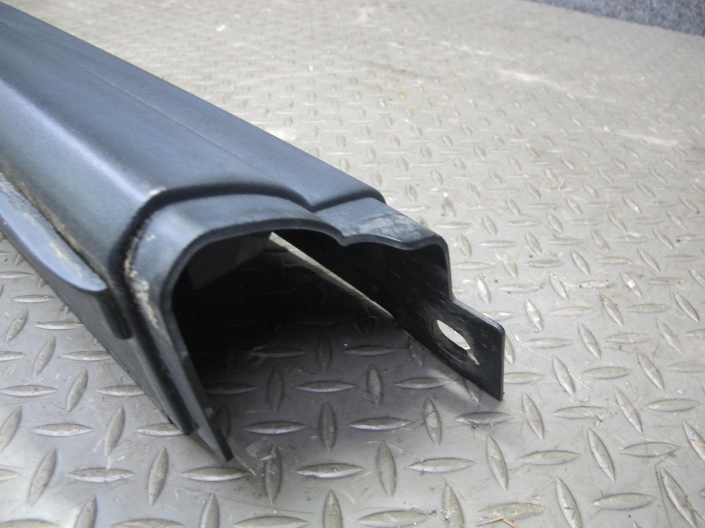 2005-2009 Hummer H2 SUT Rear Roof Molding Applique Panel Trim Cover