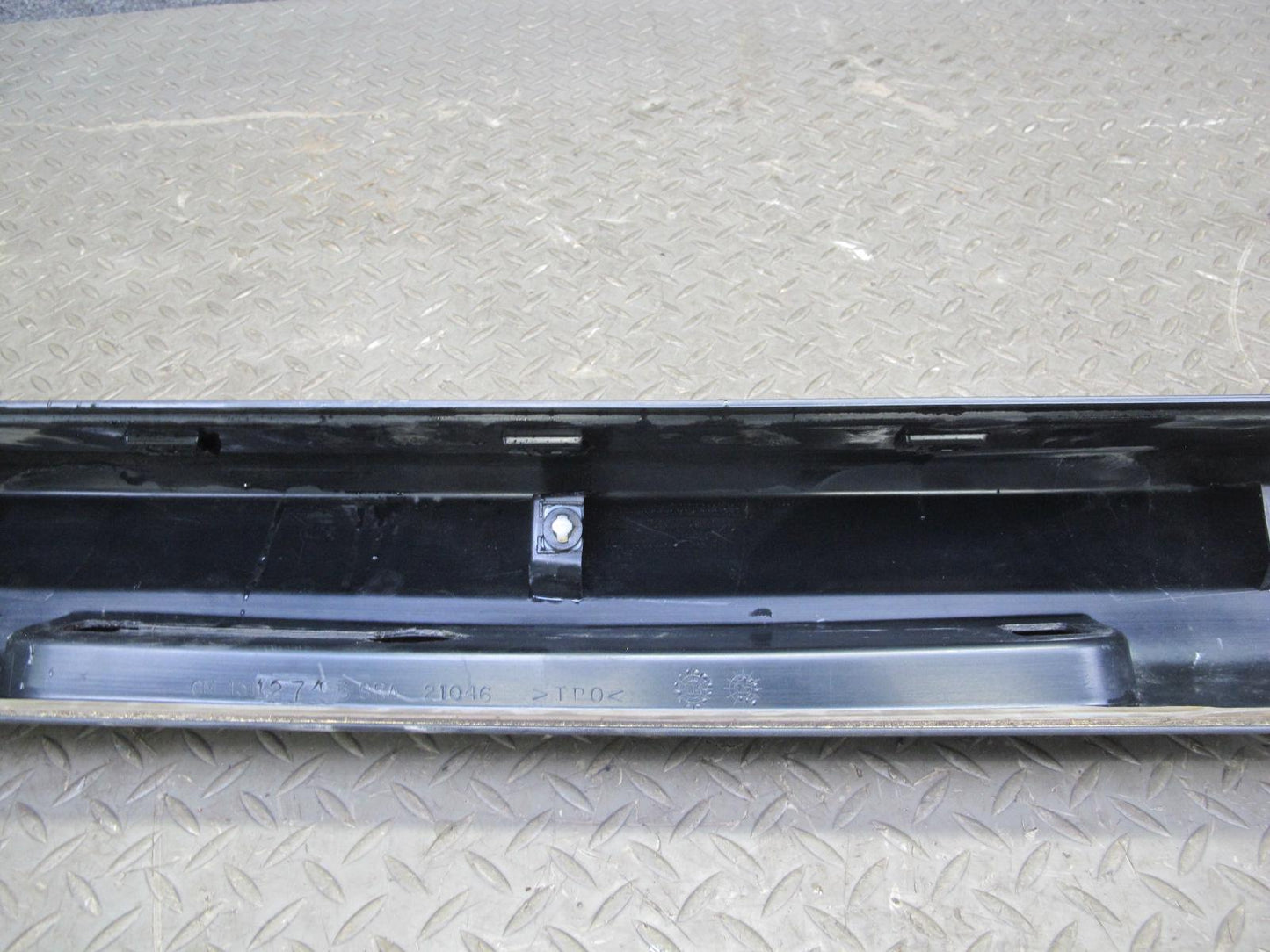 2005-2009 Hummer H2 SUT Rear Roof Molding Applique Panel Trim Cover