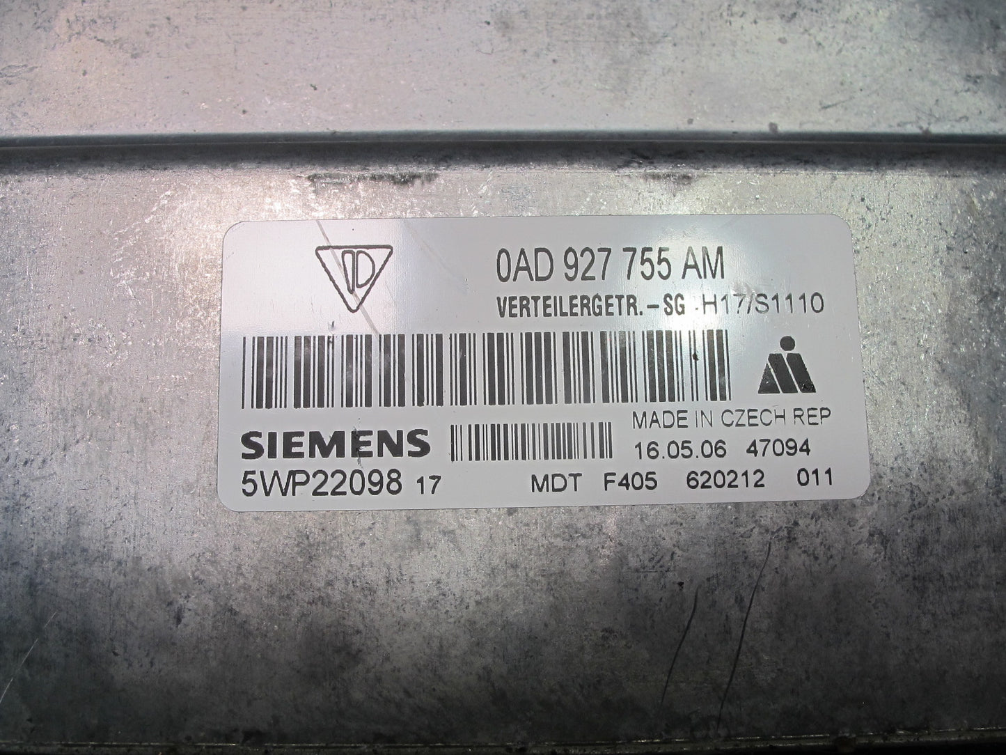 2005-2006 Porsche Cayenne 955 AWD A/T Transfer Case Control Module 0AD927755AM