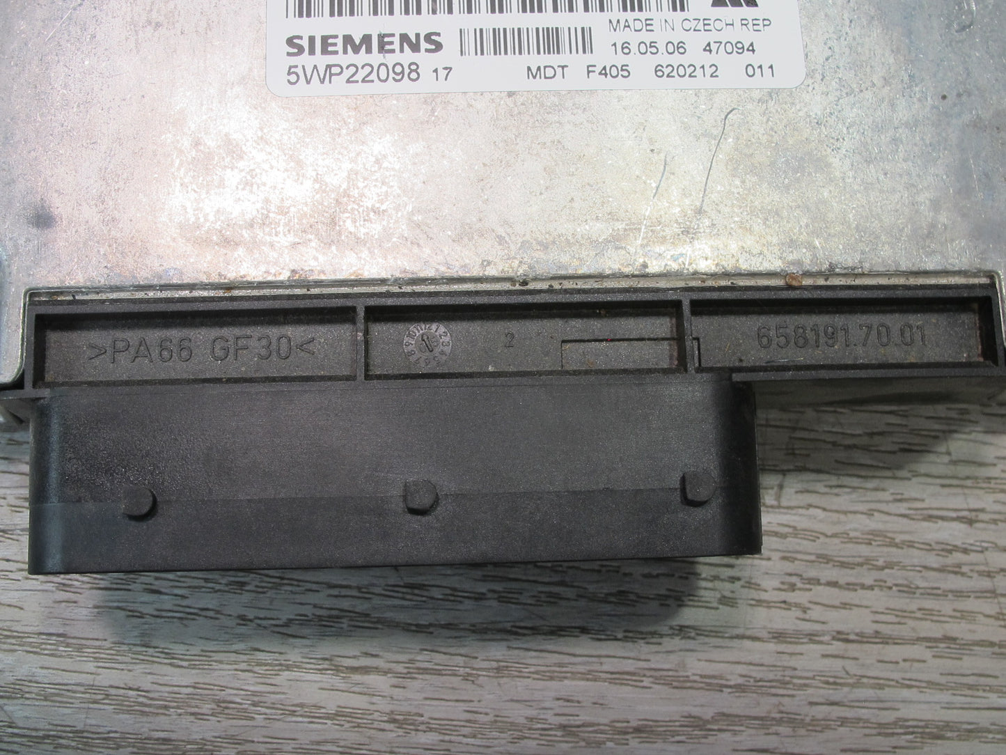 2005-2006 Porsche Cayenne 955 AWD A/T Transfer Case Control Module 0AD927755AM