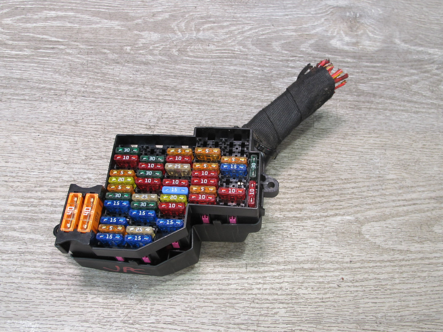 2003-2010 Porsche Cayenne 957 Dash Front Right Fuse Relay Box Module