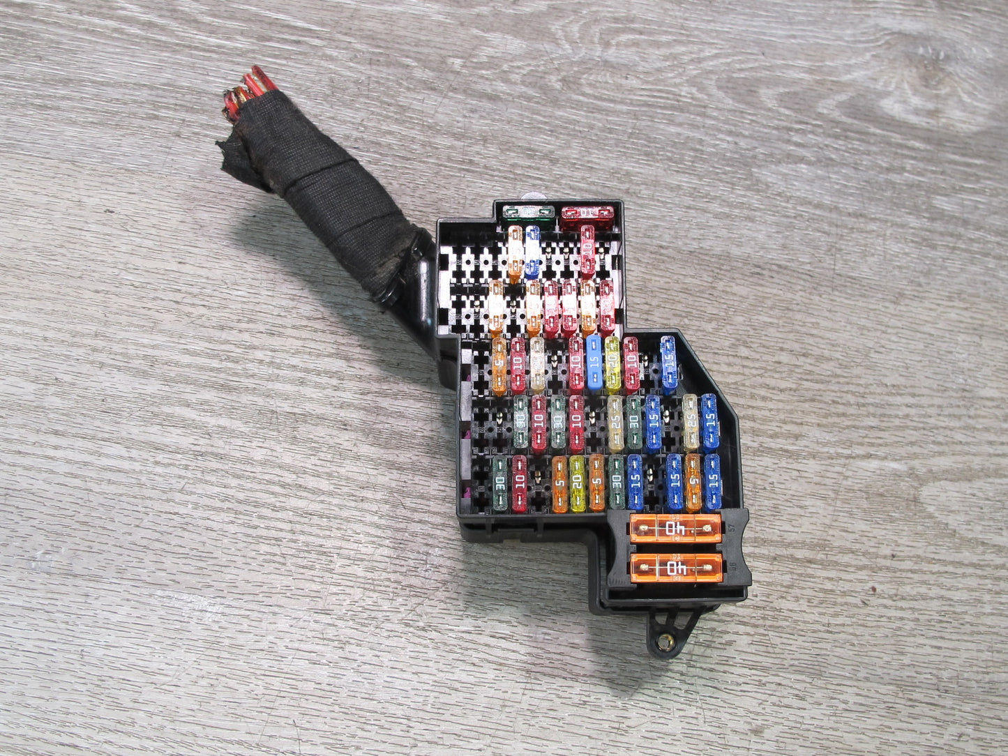 2003-2010 Porsche Cayenne 957 Dash Front Right Fuse Relay Box Module