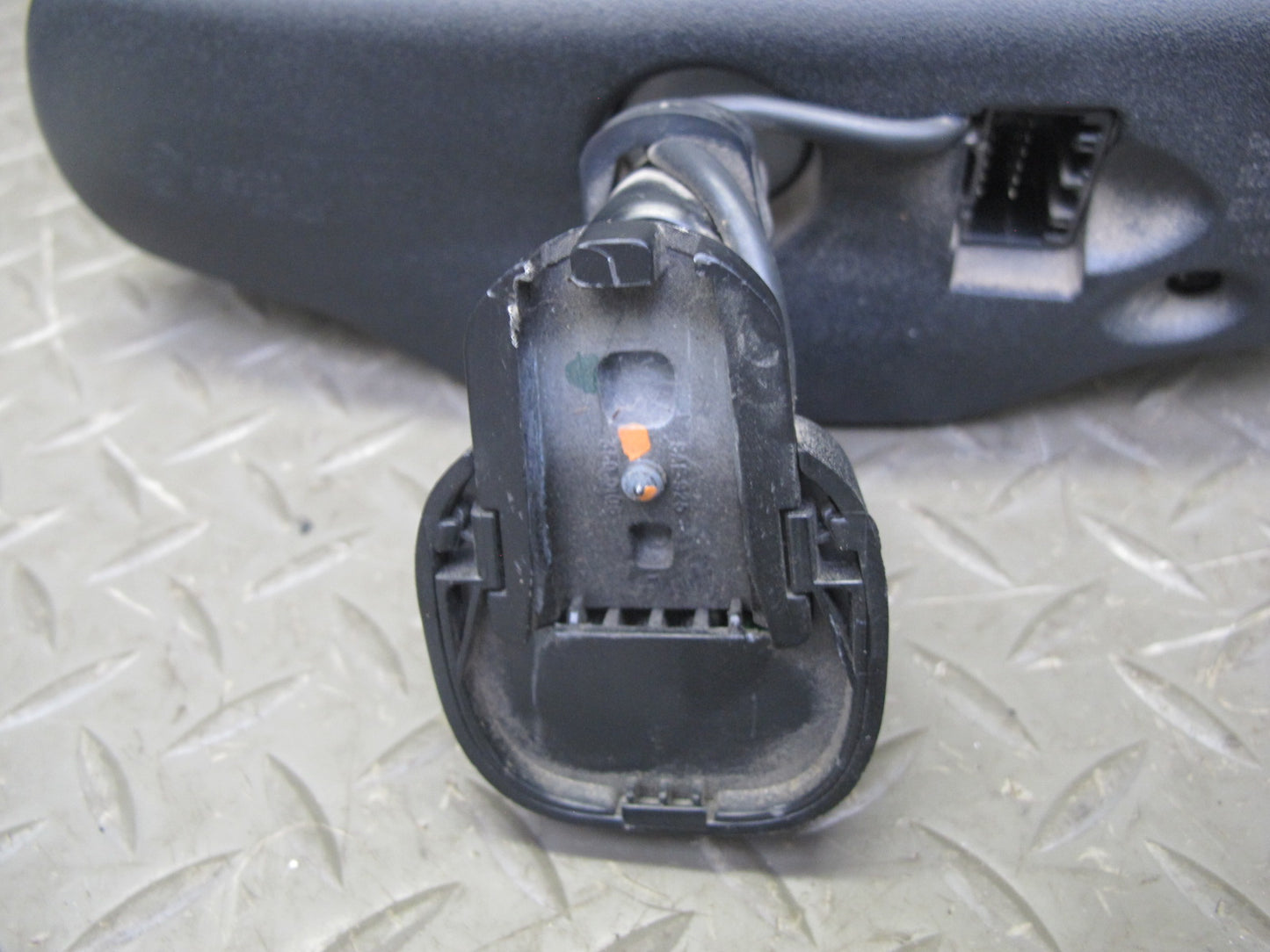 2003-2009 Hummer H2 Front Windshield Interior Auto Dim Rear View Mirror Black