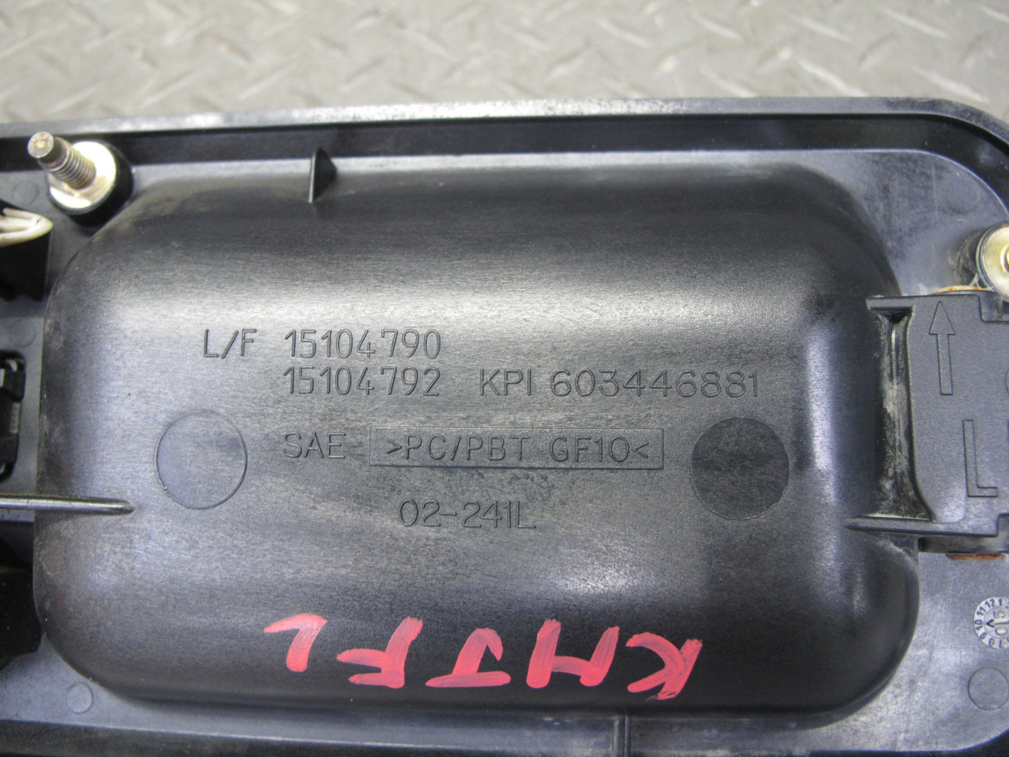 2003-2006 Hummer H2 Front Left Driver Side Door Exterior Handle 15104792