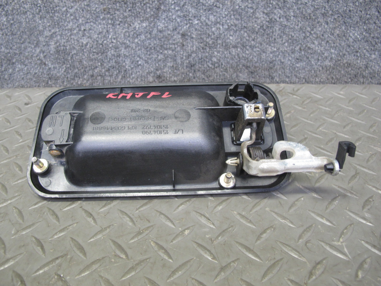 2003-2006 Hummer H2 Front Left Driver Side Door Exterior Handle 15104792