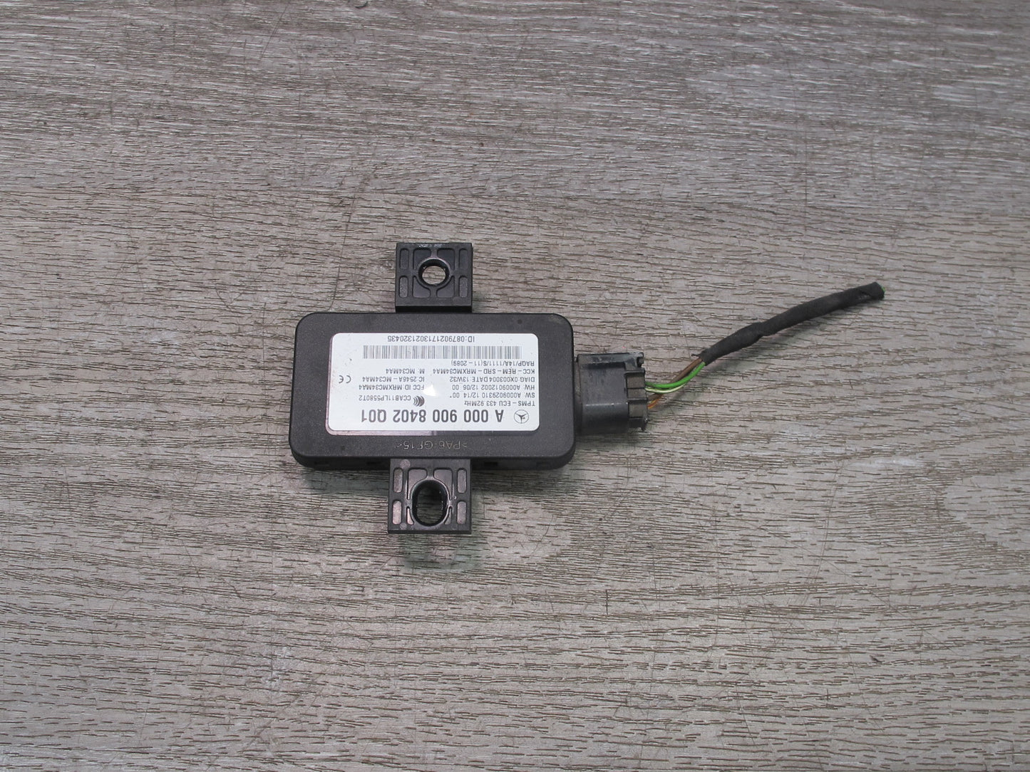 2012-2020 Mercedes R172 SLK SLC TPMS Tire Pressure Monitoring Sensor Module