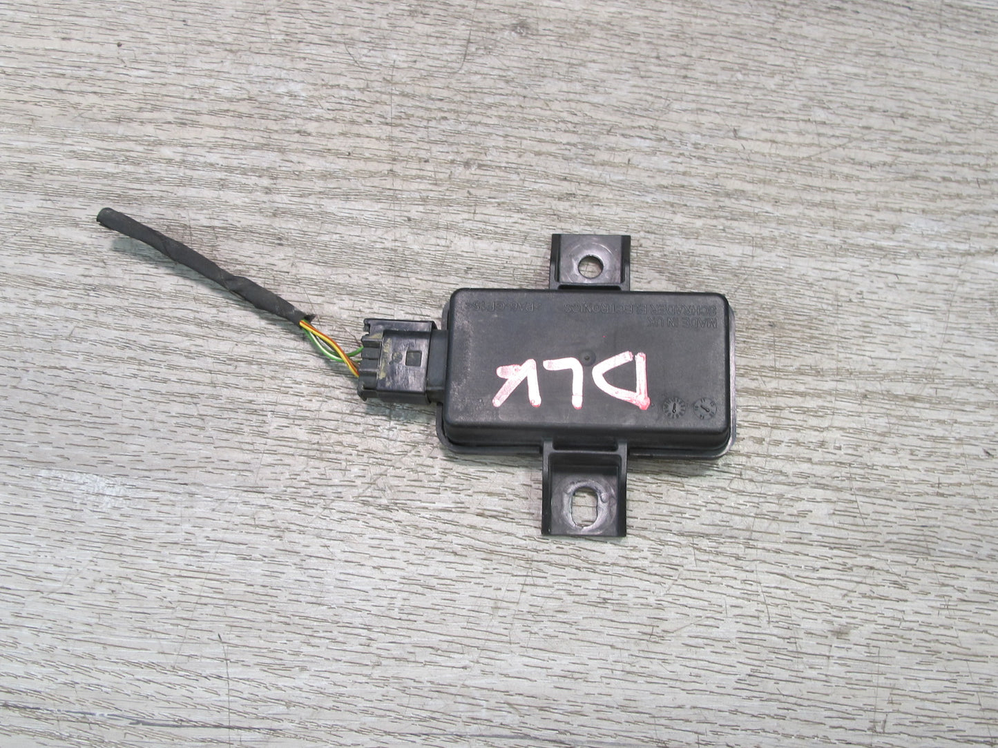 2012-2020 Mercedes R172 SLK SLC TPMS Tire Pressure Monitoring Sensor Module