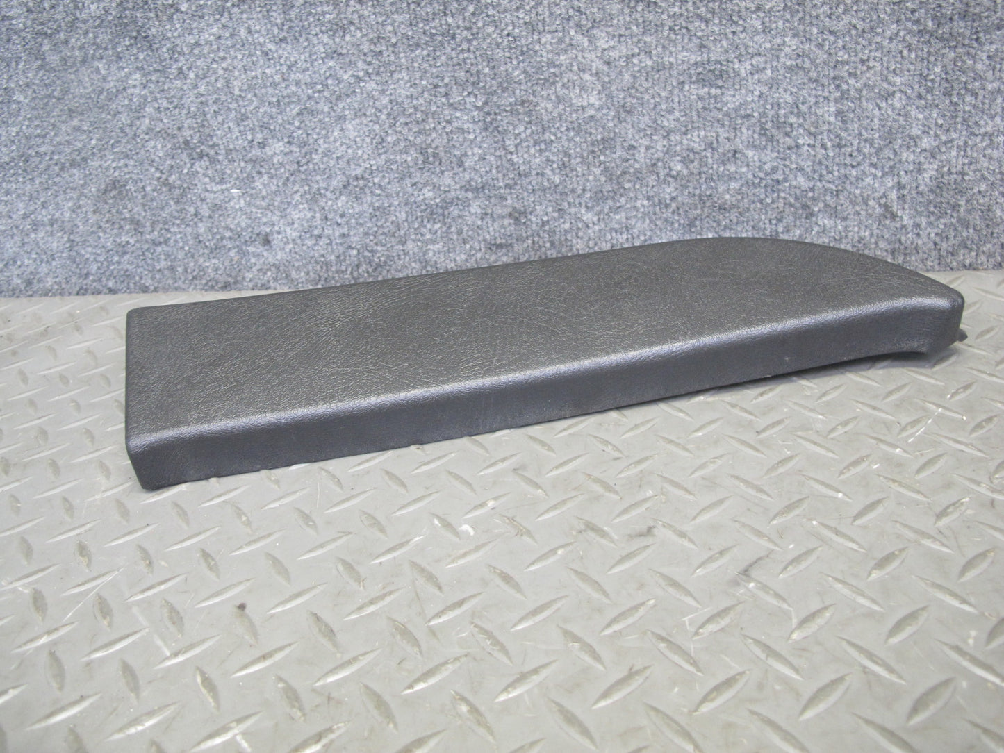 2003-2007 Hummer H2 Rear Door Window Upper Trim Cover Panel Set of 2