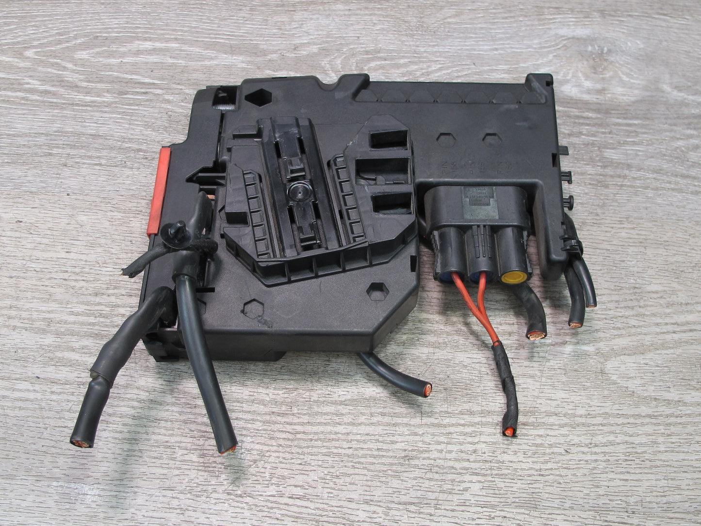 2012-2016 Mercedes R172 SLK Fuse Junction Box Battery Control Module Unit