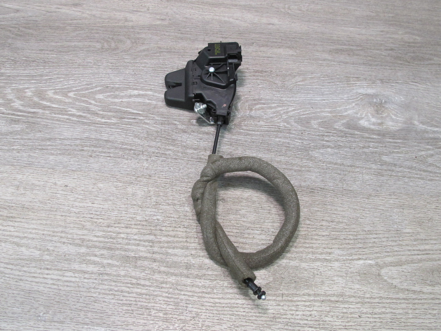 2012-2020 Mercedes R172 SLK SLC Rear Trunk Lid Latch Lock Actuator A2047500185