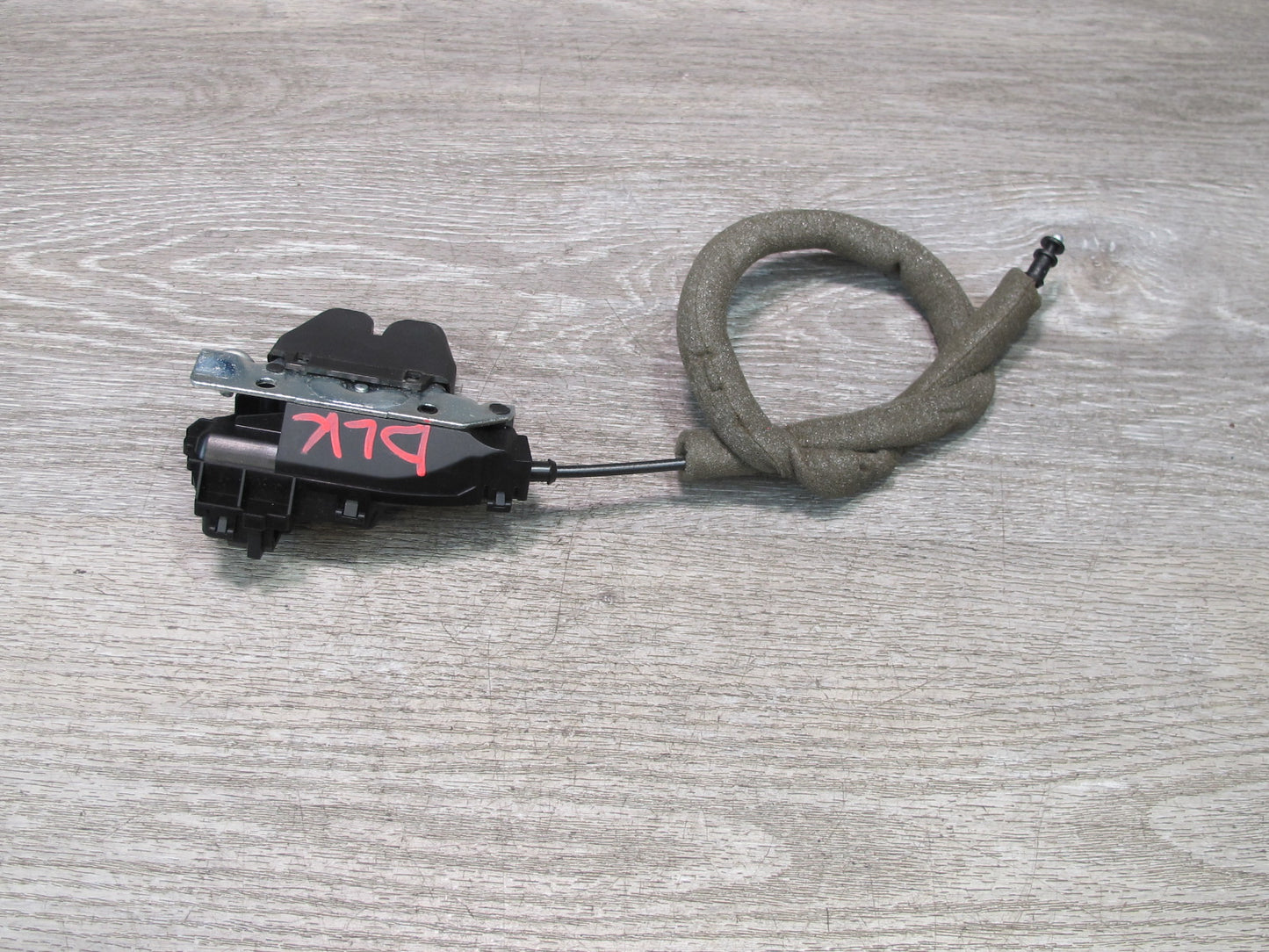 2012-2020 Mercedes R172 SLK SLC Rear Trunk Lid Latch Lock Actuator A2047500185
