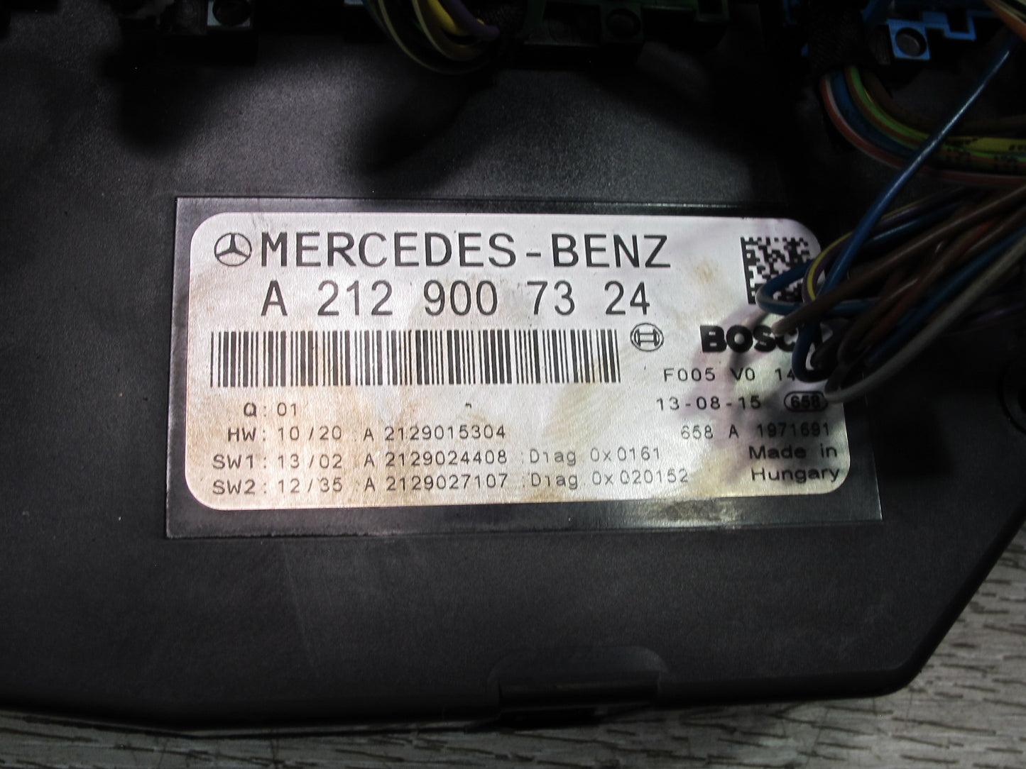 2012-2016 Mercedes R172 SLK Front SAM Module Relay Fuse Box Assembly A2129007324