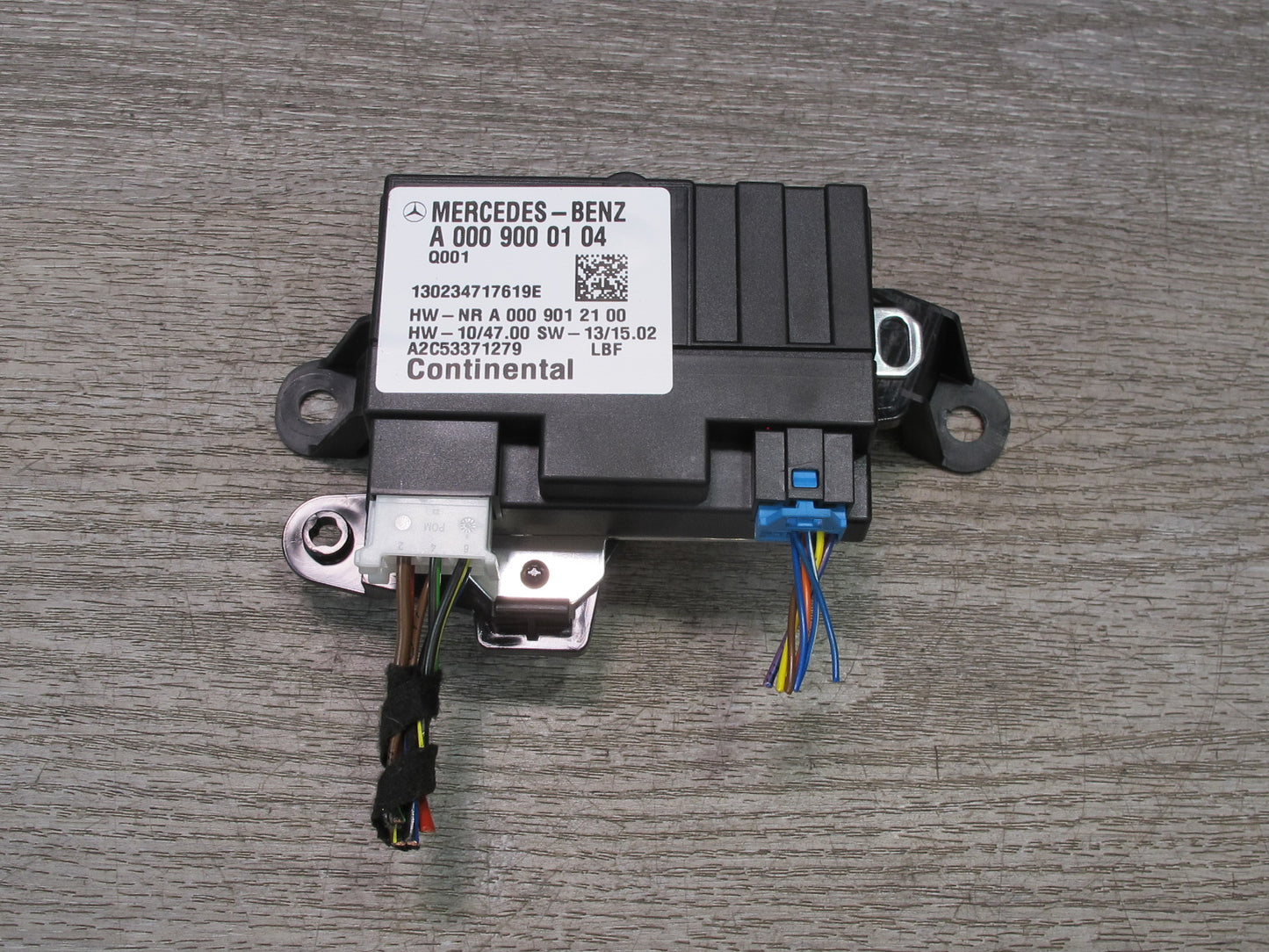 2012-2020 Mercedes R172 SLK SLC Fuel Pump Control Module Unit A0009000104