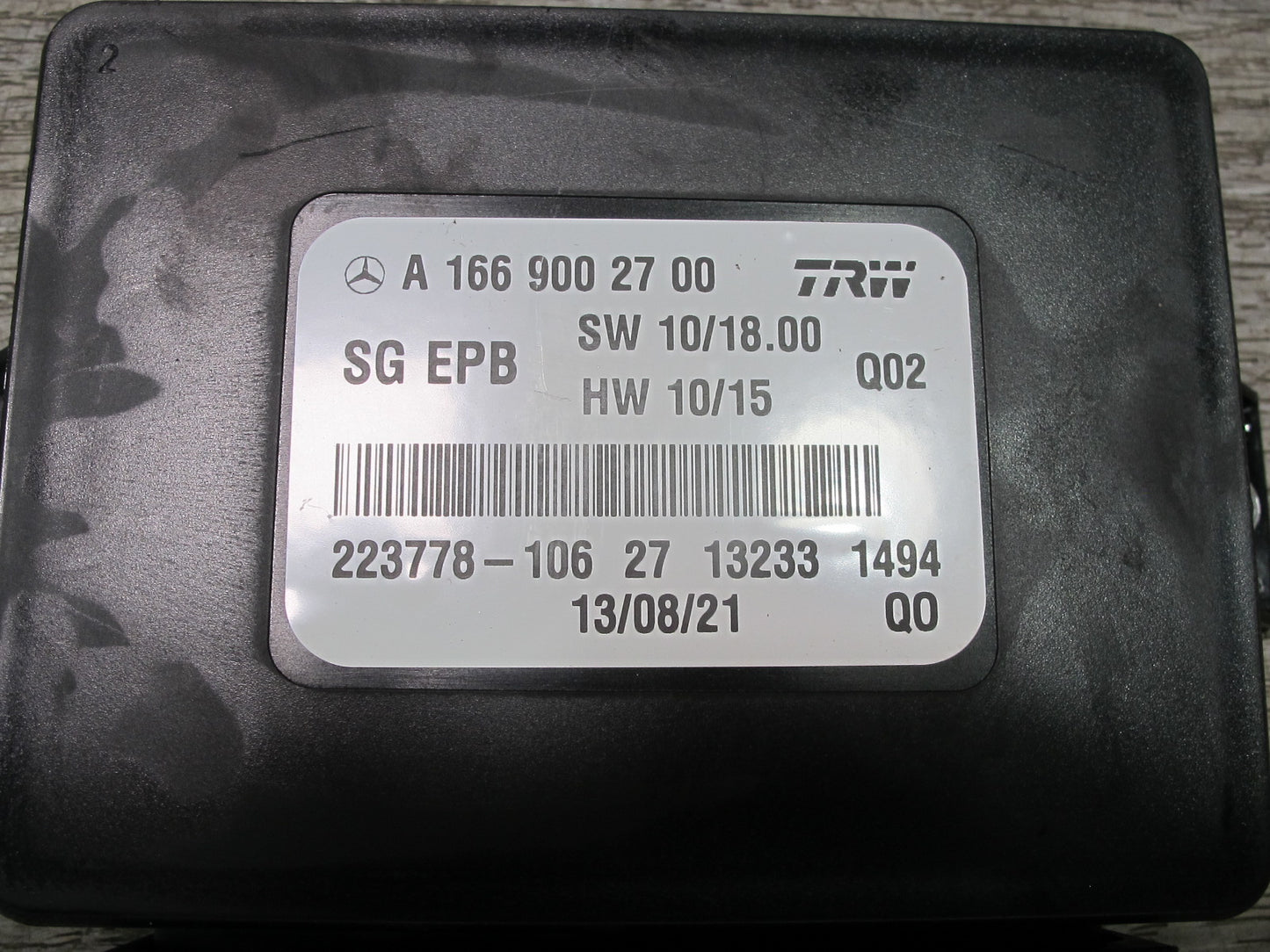 2012-2016 Mercedes R172 SLK Parking Brake Assist Control Module Unit A1669002700