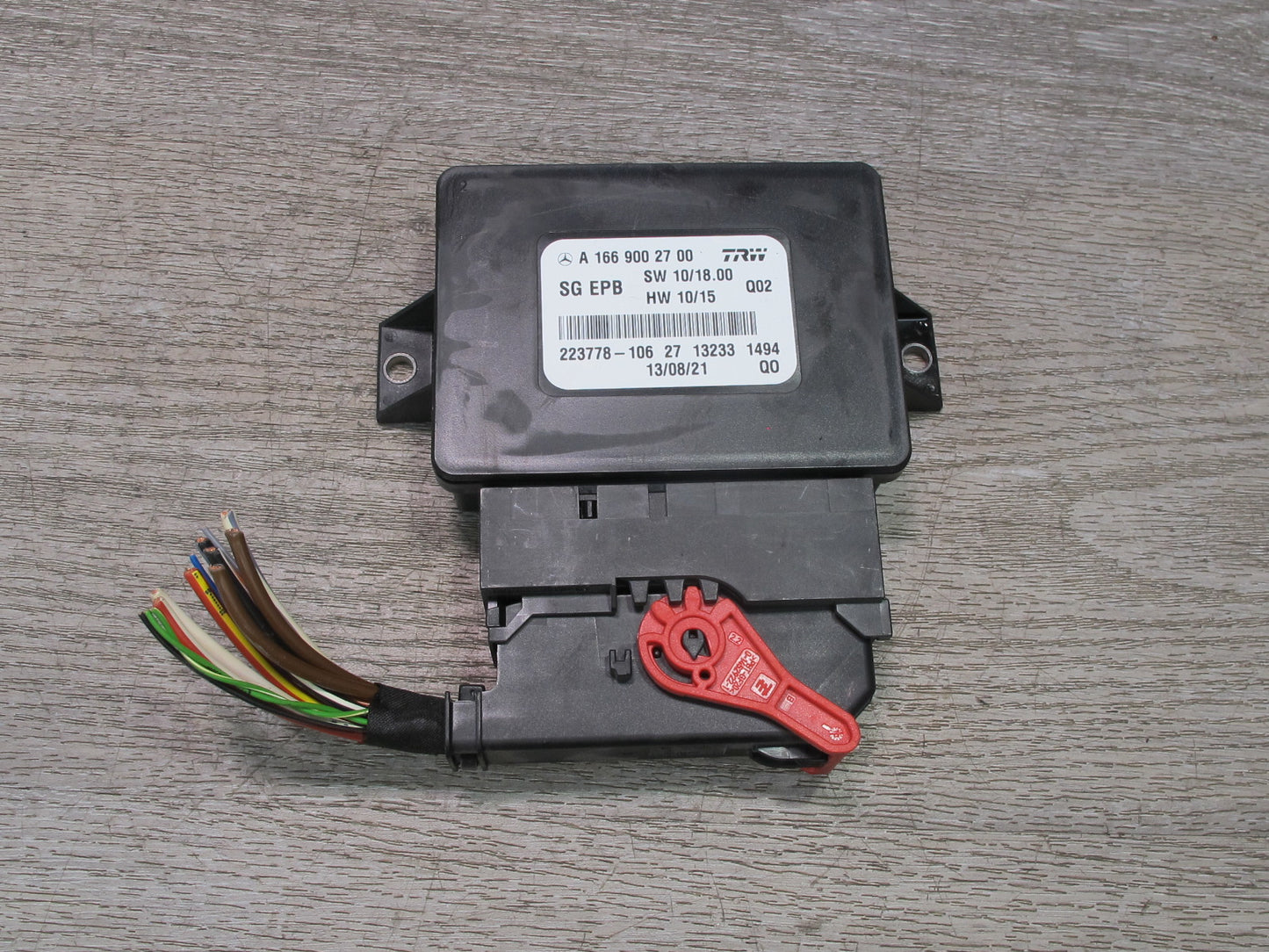 2012-2016 Mercedes R172 SLK Parking Brake Assist Control Module Unit A1669002700